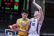 1jj-今夜CBA常规赛传出新动向，莱比锡遗憾出局，管理层表态：球迷炸锅，轮换策略成焦点的简单介绍